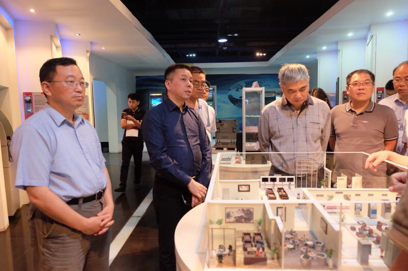 IMG_2692.jpg IMG_2692.jpg